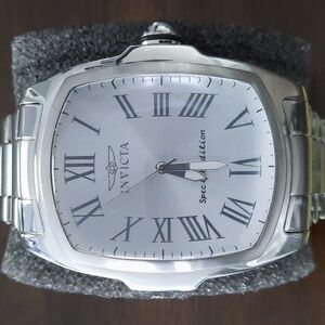Men's Invicta Lupah Special Edition watch